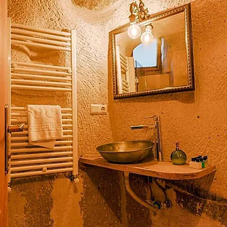 Carmin Cave Hotel