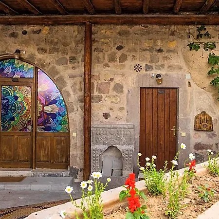 Hotel Carmin Cave *