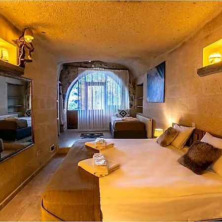 Carmin Cave Hotel *